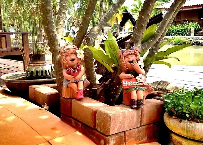 Baan Thai Damnoen Canal House 3*