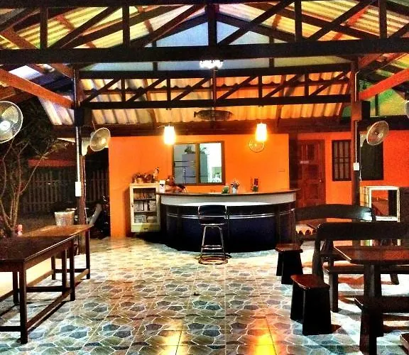 Baan Thai Damnoen Canal House Resort 3*