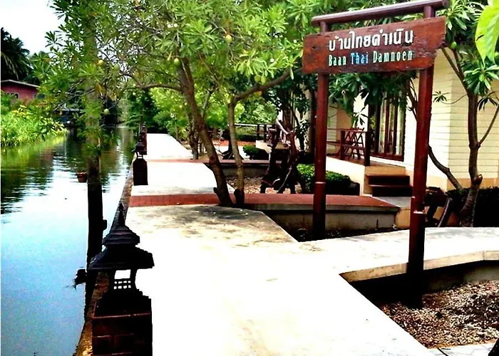 Baan Thai Damnoen Canal House 3*