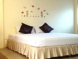 Resort Baan Thai Damnoen Canal House